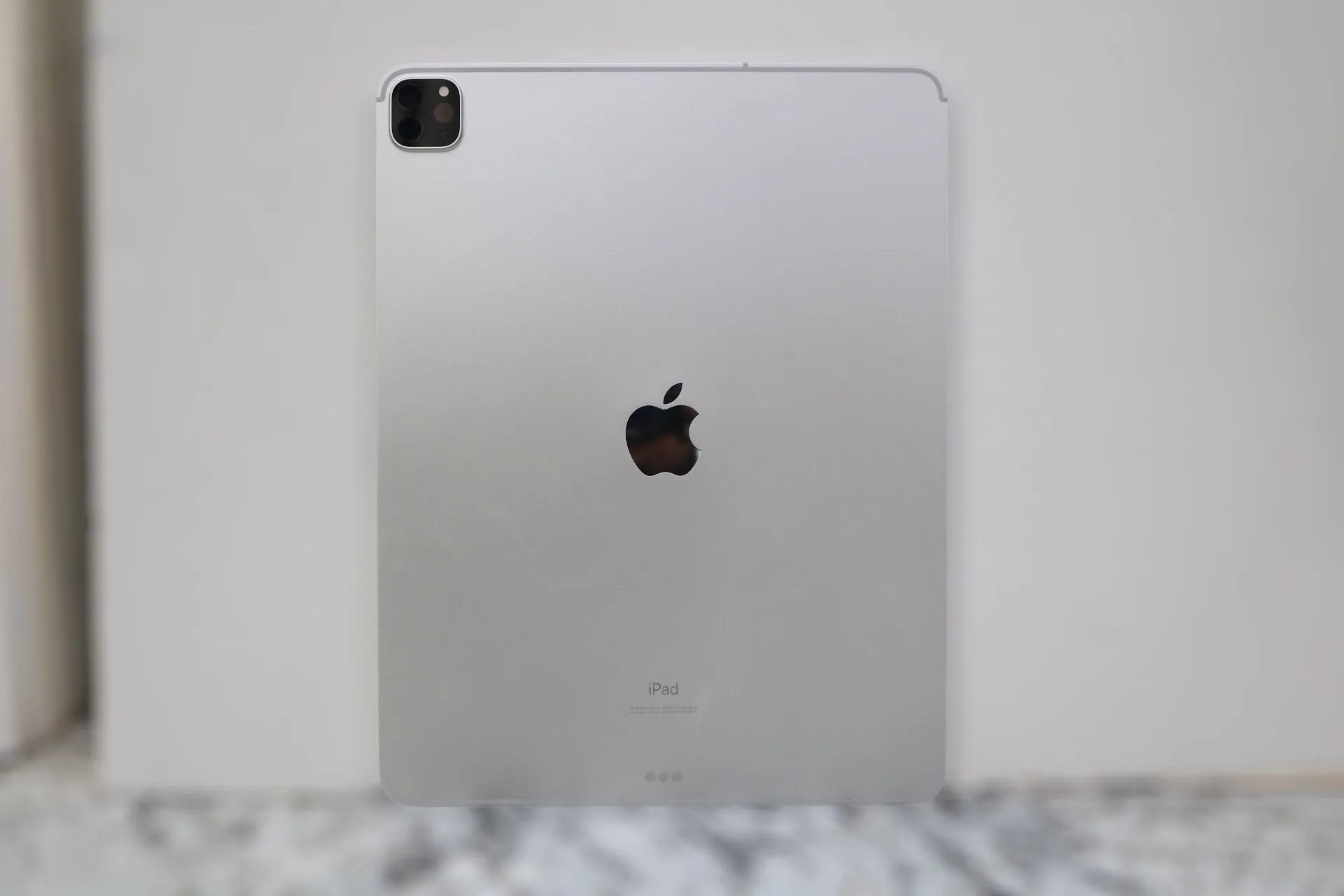 Apple iPad Pro 4th Generation A2069 128 GB