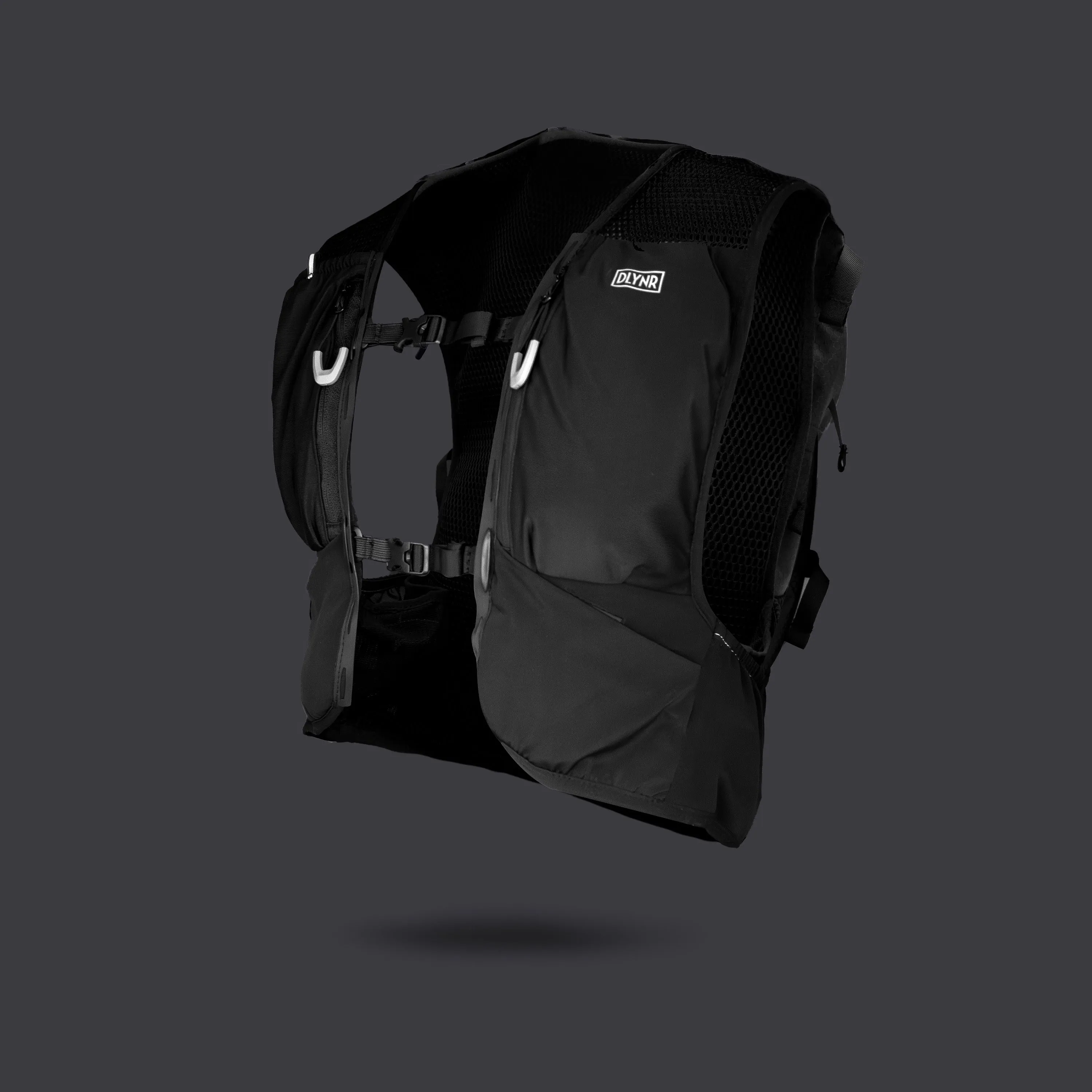 DLYNR Urban Vest Bag