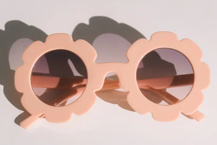 Flower Child Sunnies in Peach