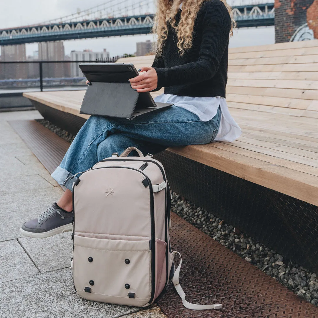 Hive Backpack Walnut Sand