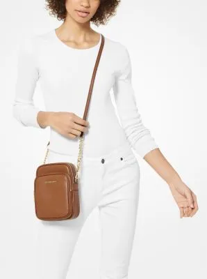 Jet Set Medium Pebbled Leather Crossbody Bag