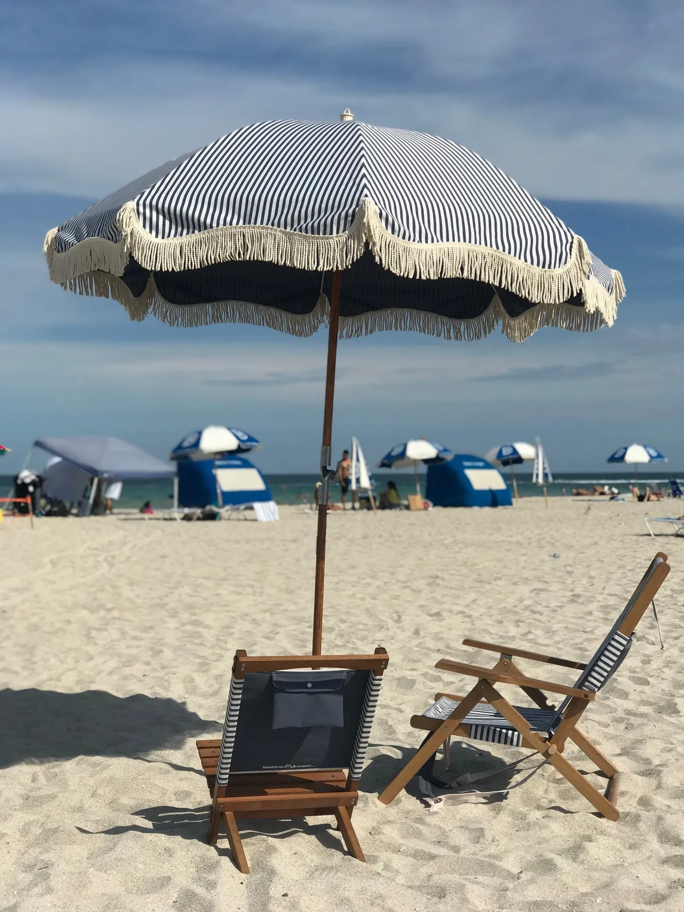 Premium Beach Umbrella: Lauren's Navy